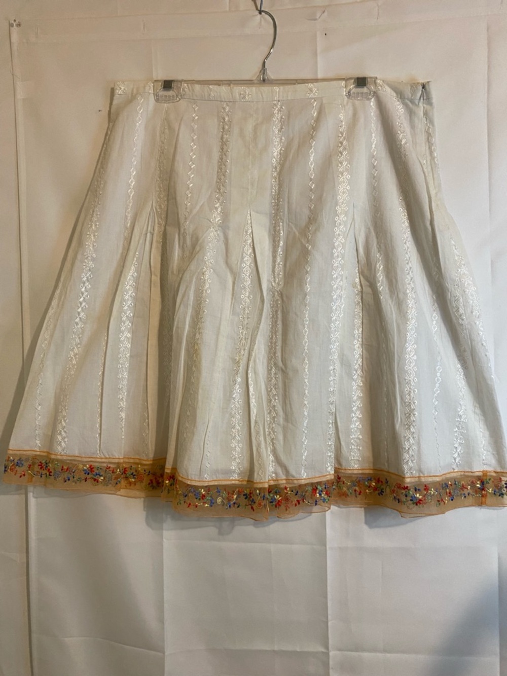 Embroidered Hem White Circle Skirt with Gold Trim